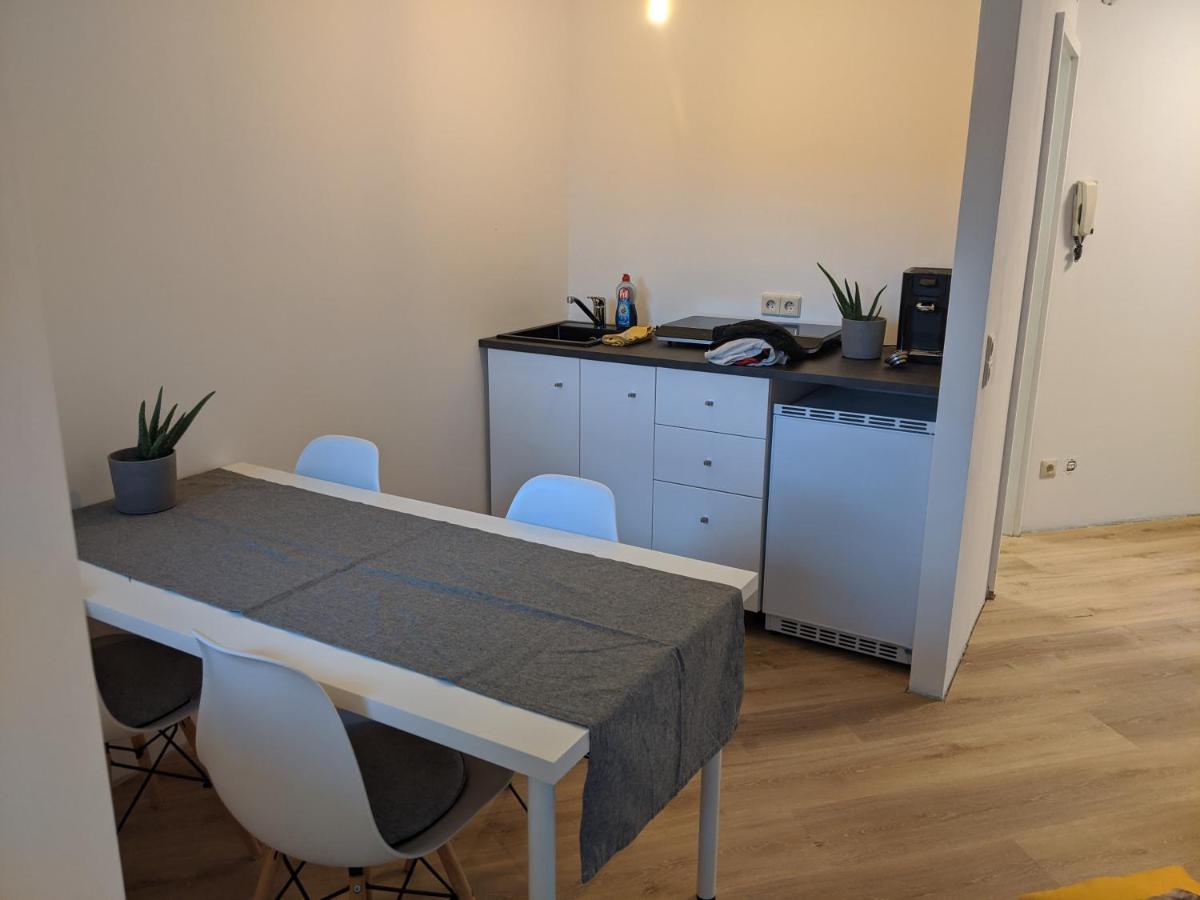 Ideales Messe Appartment 15Min Fahrtweg Kirchheim unter Teck Zewnętrze zdjęcie