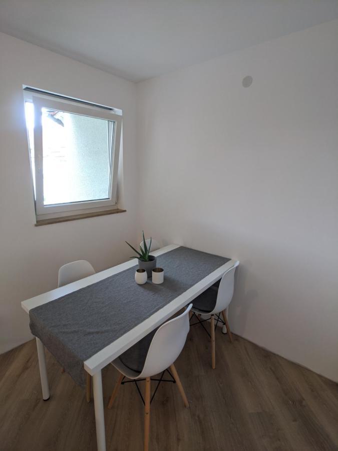 Ideales Messe Appartment 15Min Fahrtweg Kirchheim unter Teck Zewnętrze zdjęcie